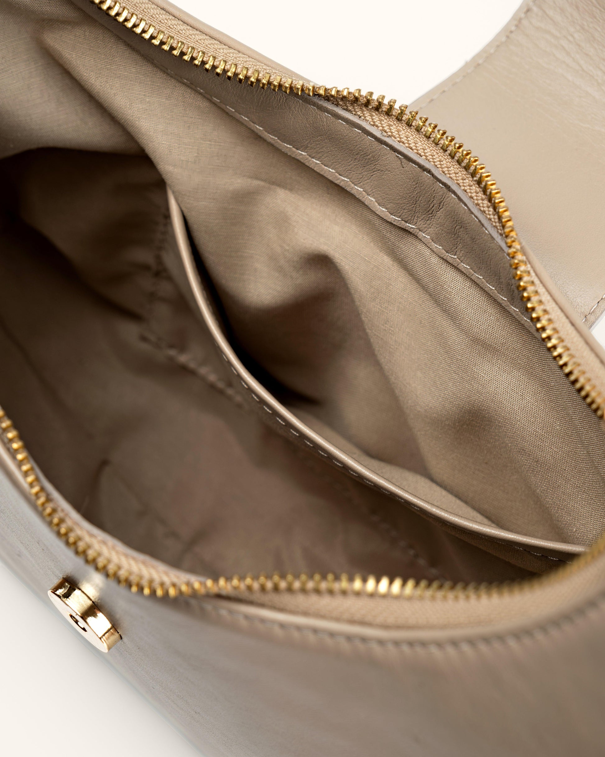 BOLSA CALÊNDULA - AREIA - Mirol