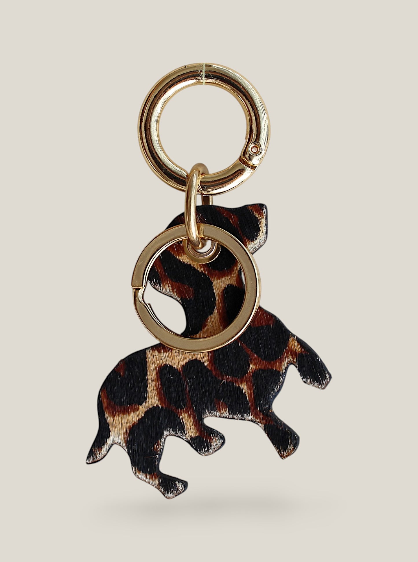 CHARM PIERRE - ONÇA