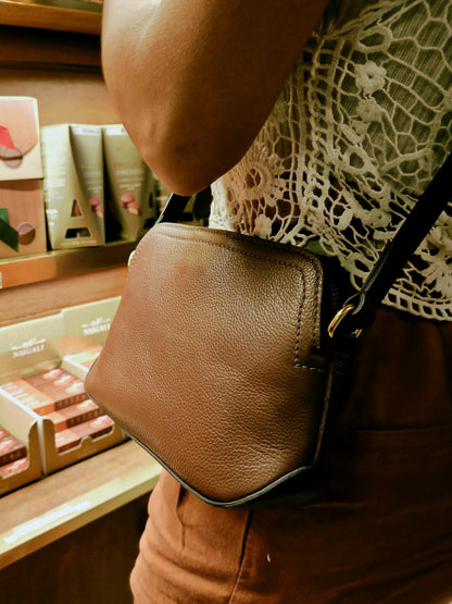 BOLSA LILI CAFÉ COM CHOCOLATE