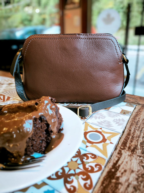 BOLSA LILI CAFÉ COM CHOCOLATE - Mirol