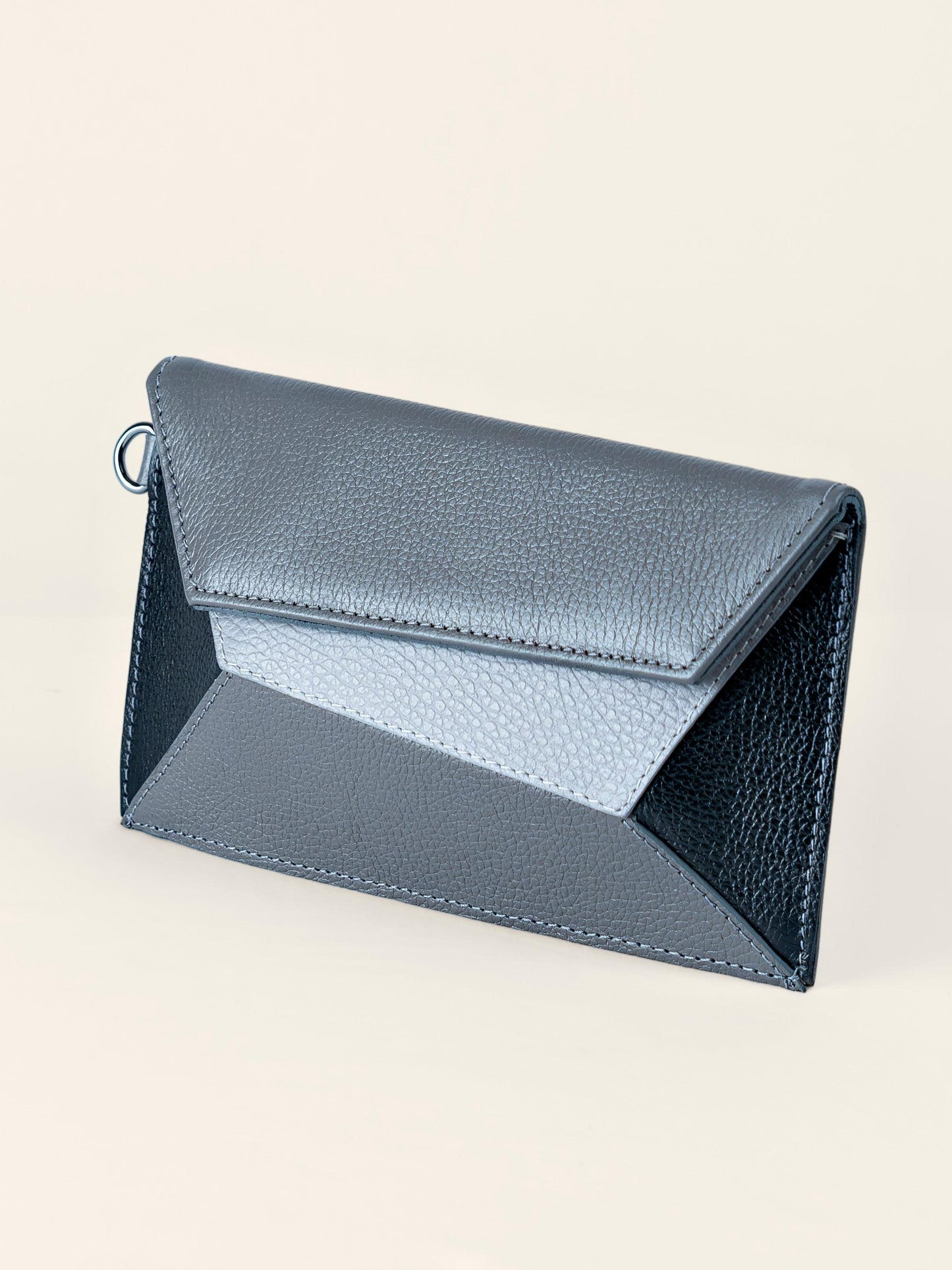 CLUTCH TANGENTE CINZA - Mirol