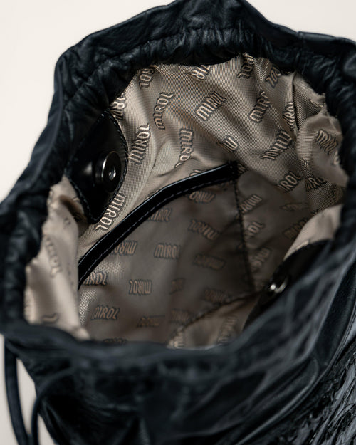 BOLSA BUCKET PIRARUCU PRETA - Mirol