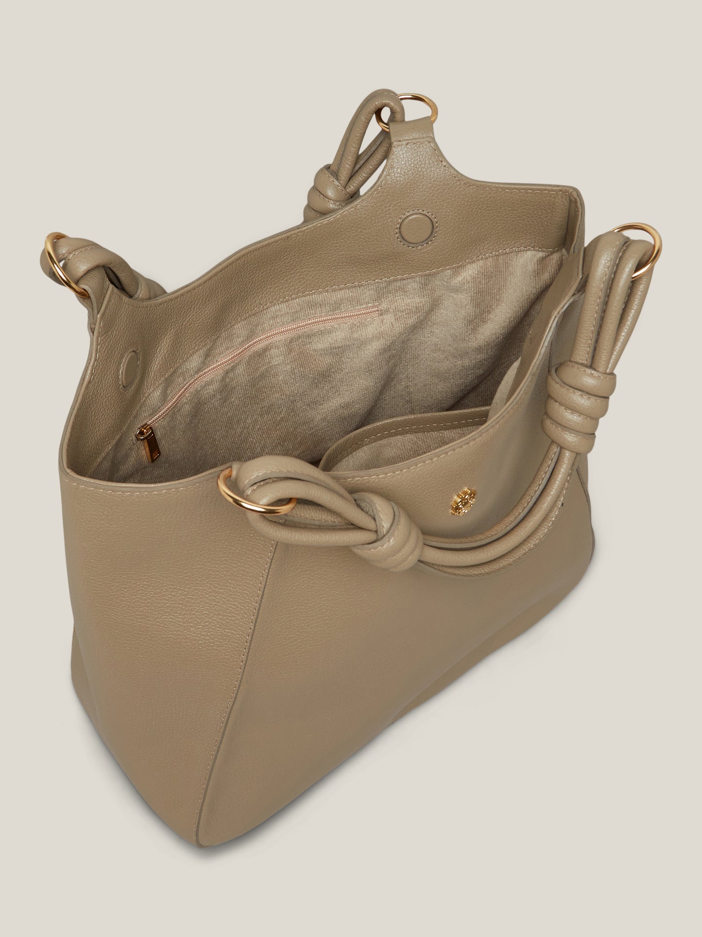 BOLSA MAGNÓLIA FENDI
